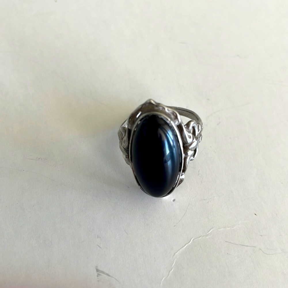Silver ring with onyx